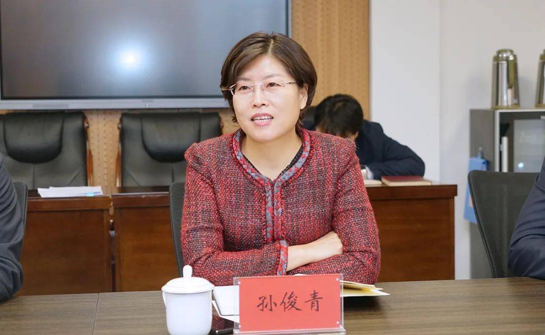 孙俊青表示,自治区科技厅高度重视高等院校的科技创新需求,将加快推进