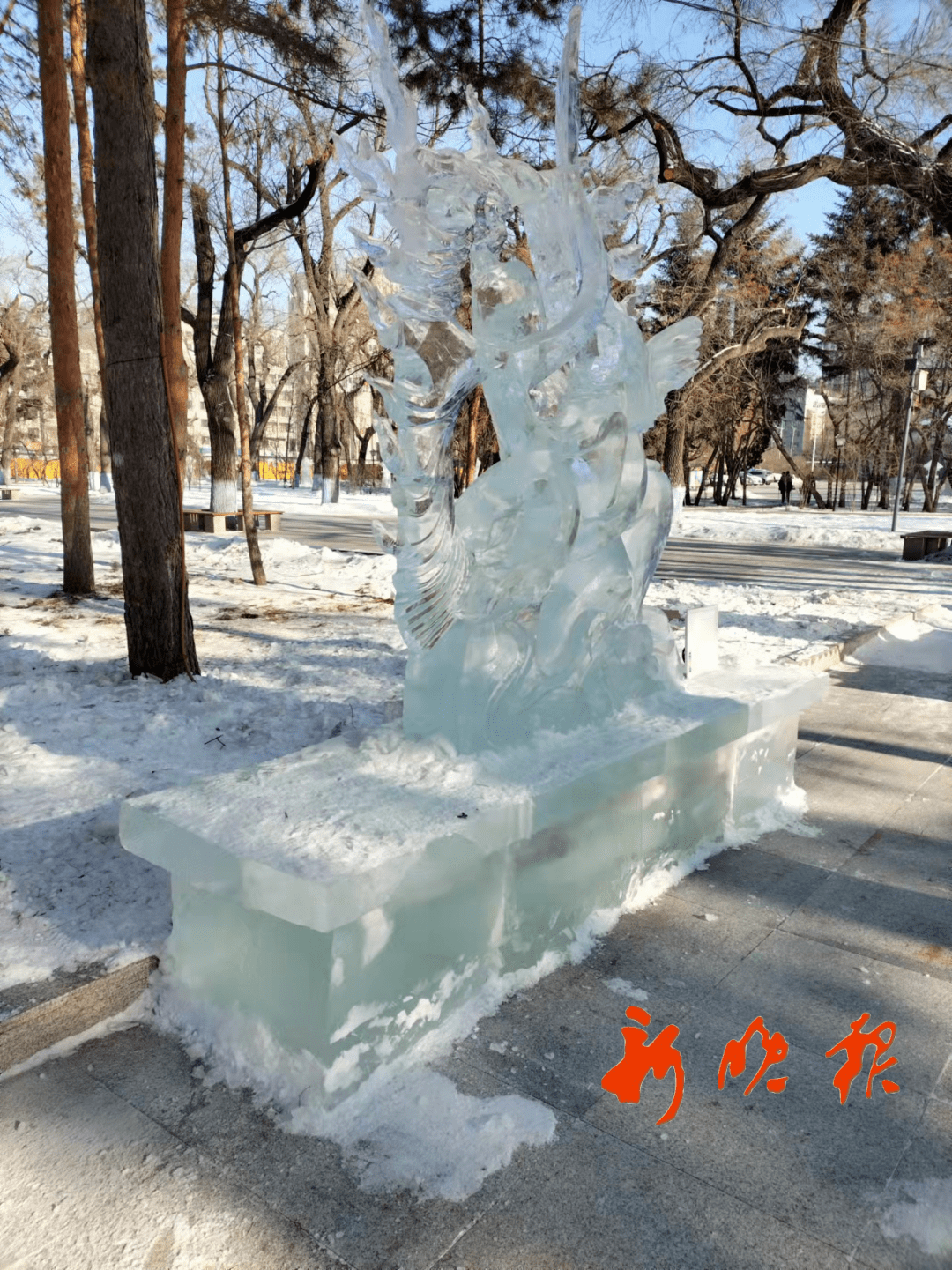 和谐号雪雕图片