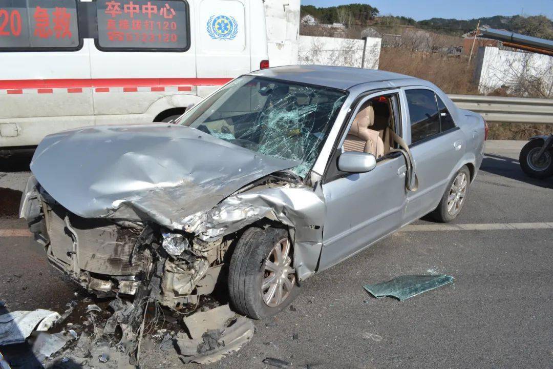 1人死亡唐山一地发生车祸长点心这事很多人都干过