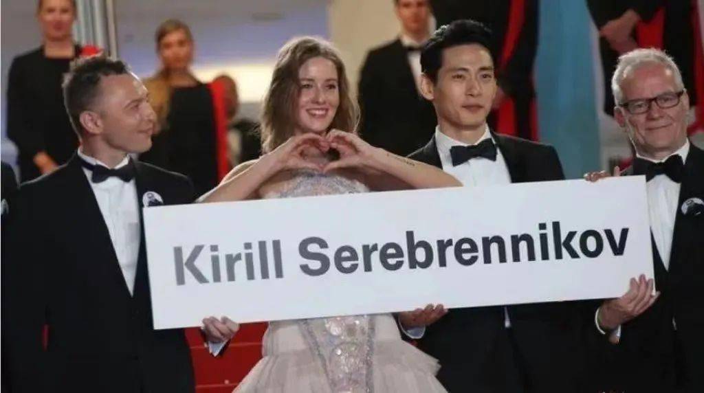 俄国|被封杀两次，刚解禁又拍出神片，牛X！