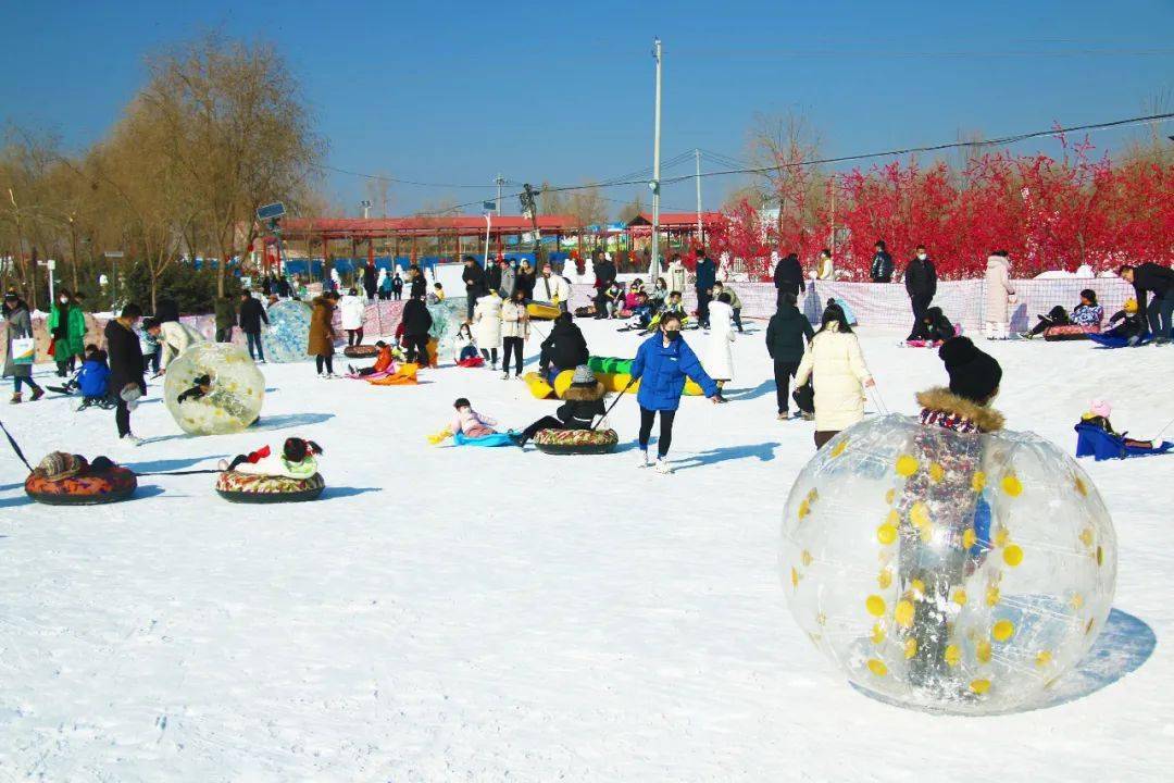 永登越国滑雪场图片