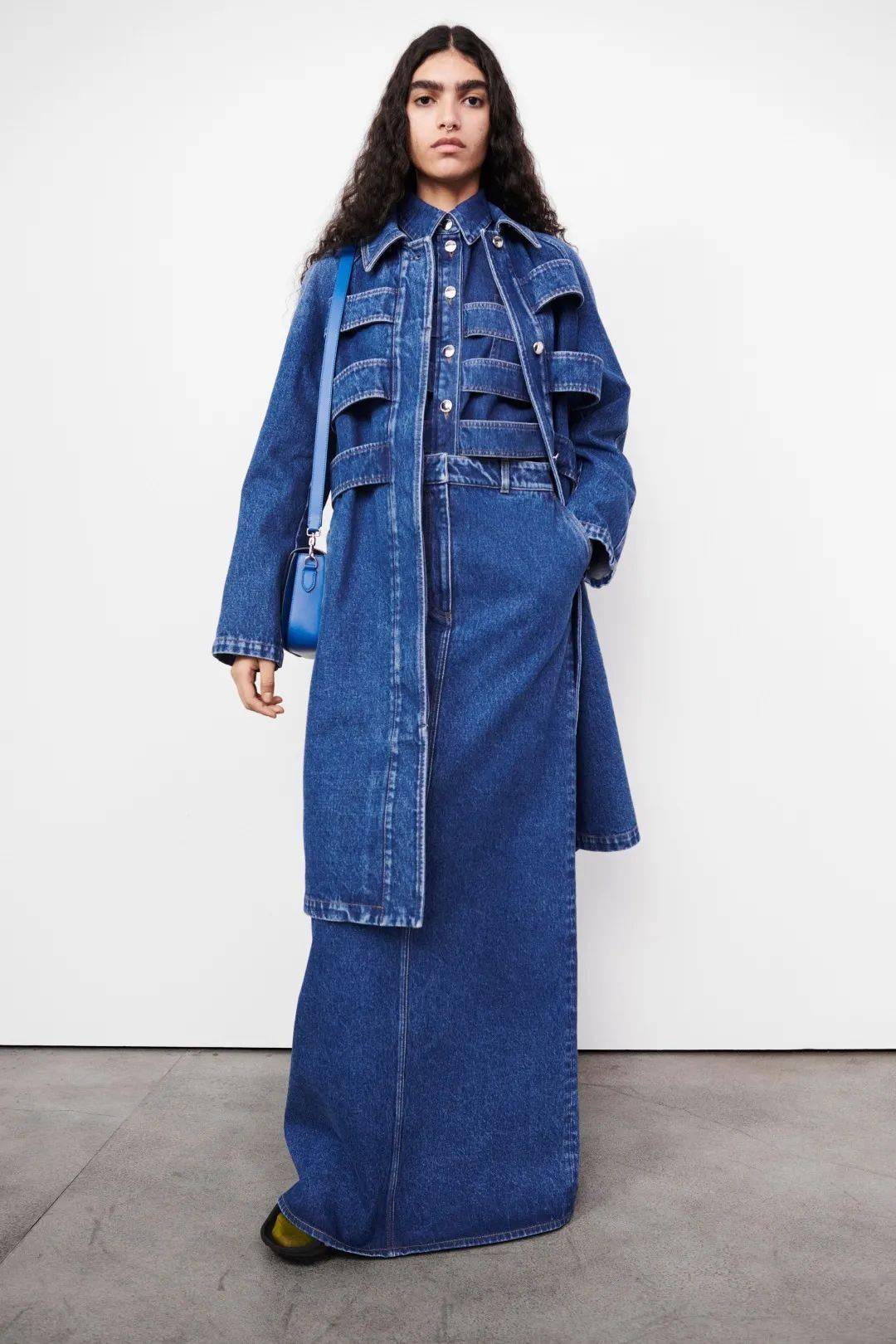 图案 Burberry 22早秋 | 关于疫情之下的设计思考