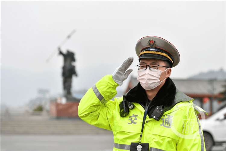 运输综合行政执法总队相关负责人介绍,据预测,今年春运重庆高速公路