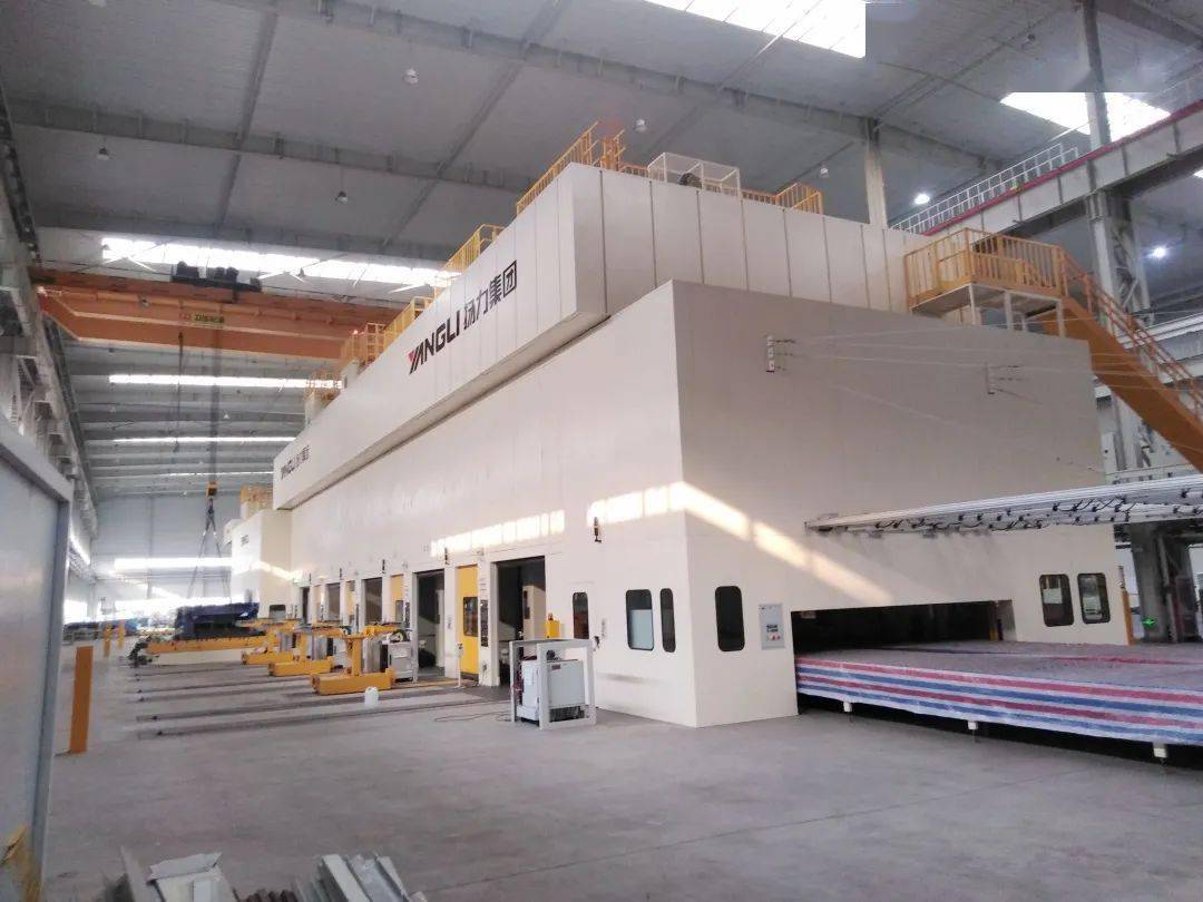 扬力集团两条超大吨位连续冲压线顺利交付投产