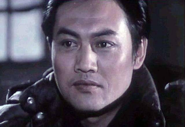 到了这里,李俊海俨然已经成为了专业演员,前途一片光明.