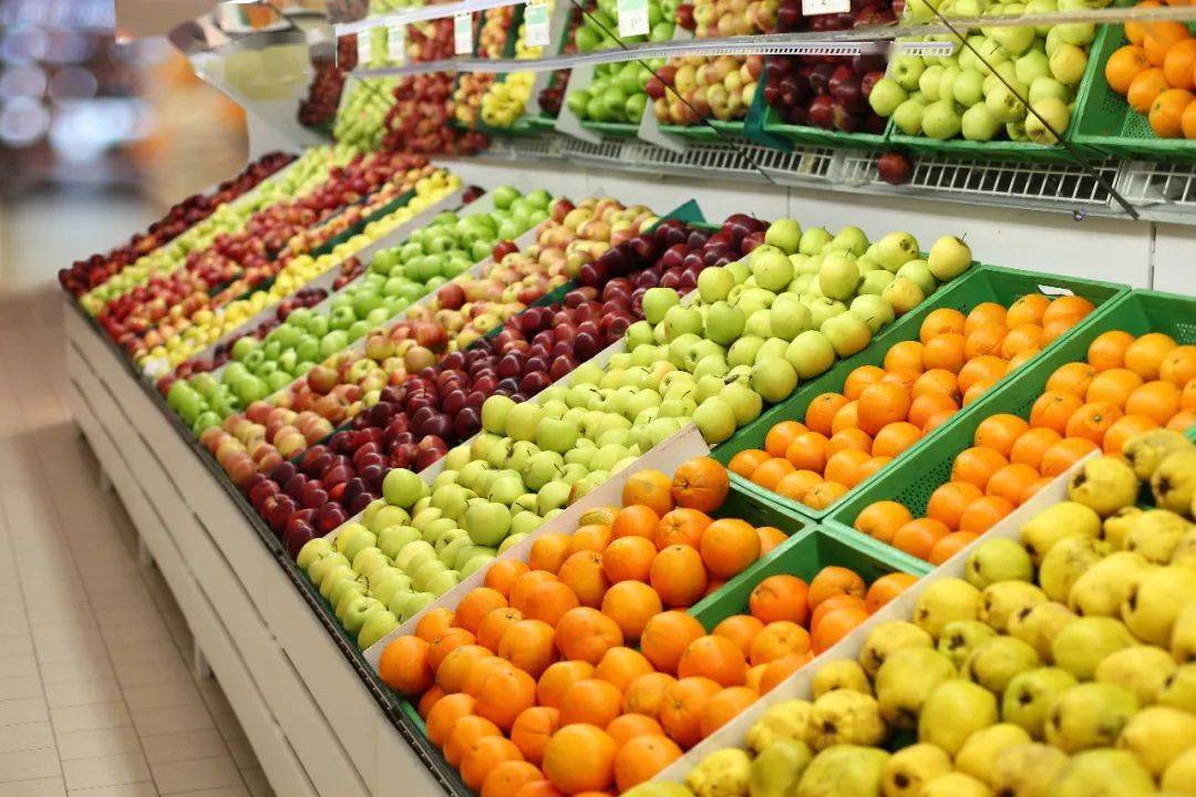 提醒昆明市民没有这个码的进口水果请勿购买