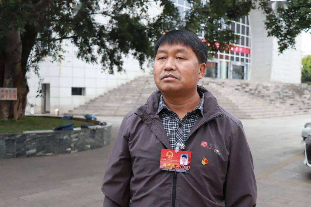 【"两会"声音】积极建言献策 广泛凝聚共识_工作_县人民政府_红河县