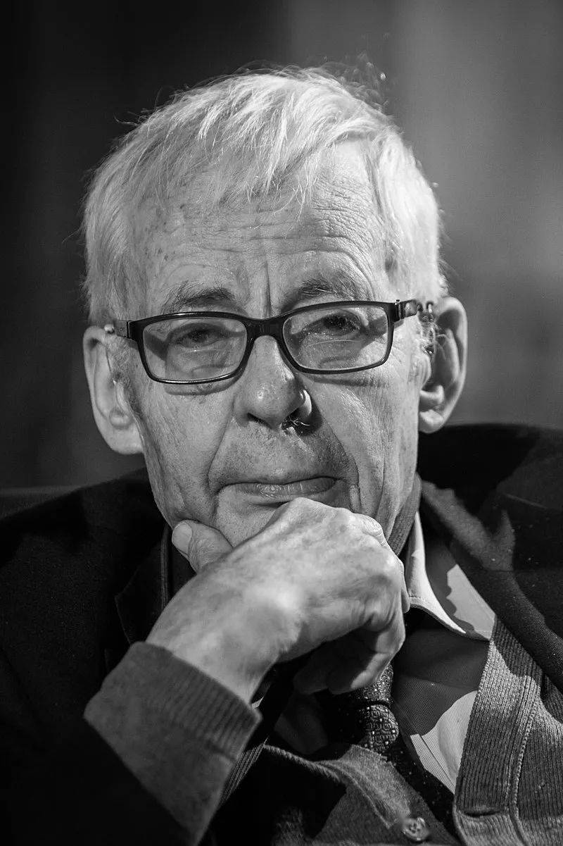 勒华拉杜里布罗代尔提出的"长时段"以及他倡导的"总