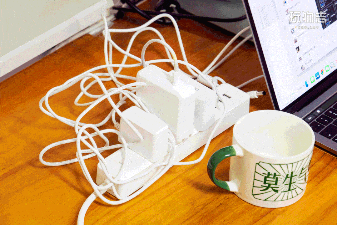 工位|实用又有设计感，10 个工位好物推荐，助你打造高效办公环境