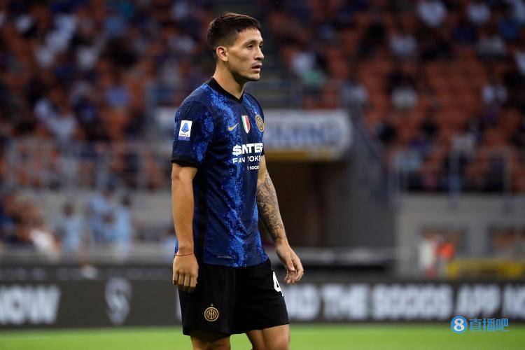 乌拉圭|国米官方：萨特里亚诺租借加盟布雷斯特至本赛季结束