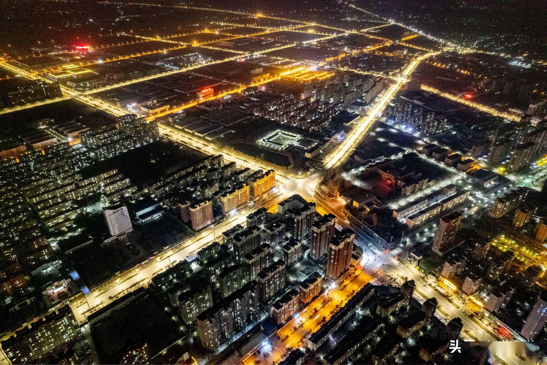航拍空城夜景河南安阳滑县人足不出户车不上路