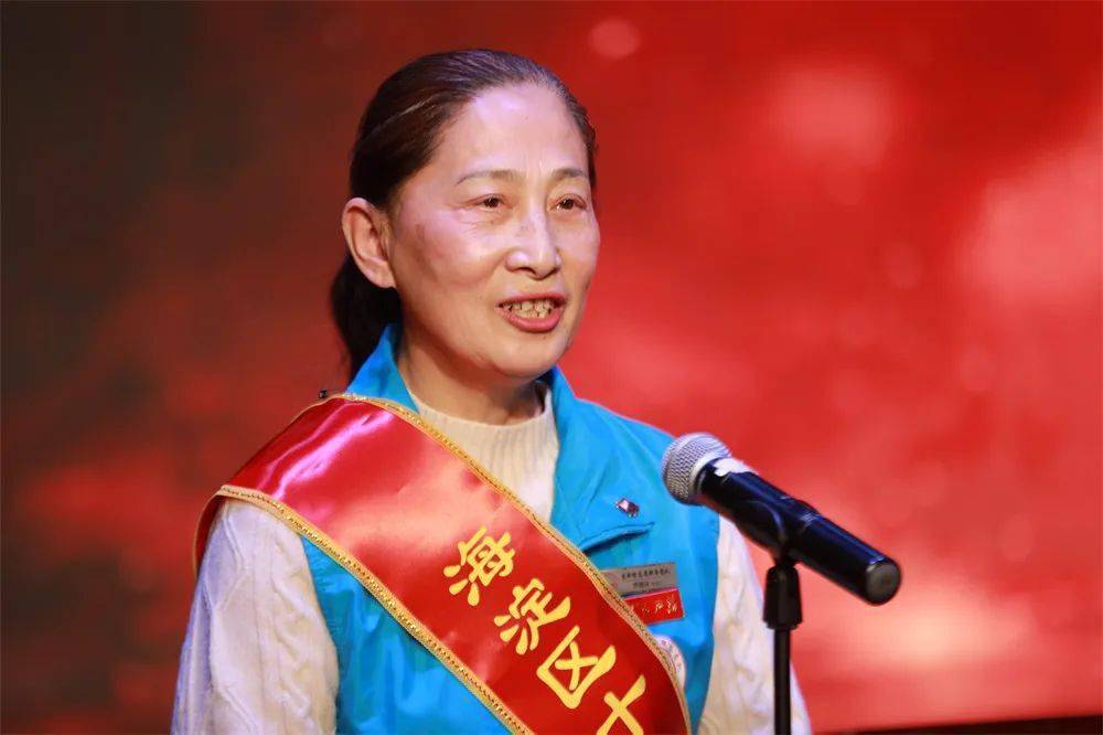 文明有约道德模范助力冬奥活动成功举办