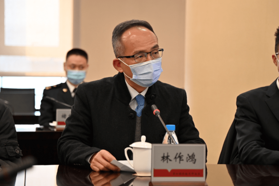 苏州璨宇光电有限公司协理林作鸿作为试点企业代表进行了交流发言.