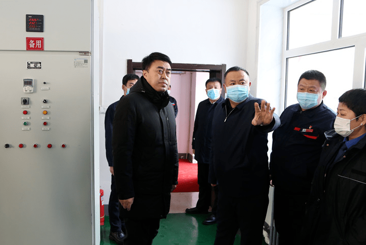 坚持以人民为中心的发展思想 全力以赴确保群众平安祥和过节_李兵