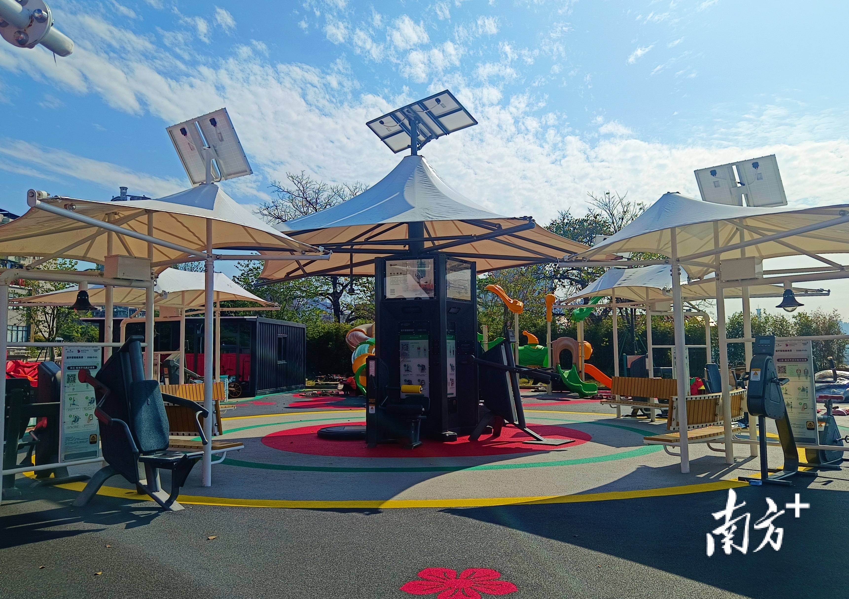 打造十分钟健身圈海珠首个户外智能健身房亮相洲头咀公园