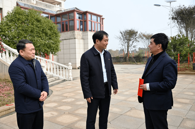 徐强开展春节走访慰问活动