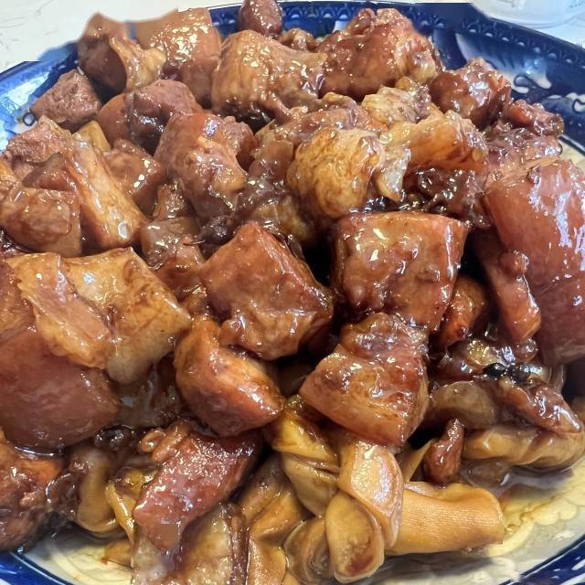 软糯红烧猪肉 27493913db3141d1985712ca6efb7620.jpeg