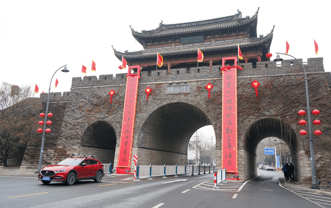 城门挂春联,常熟开门红!_祝福_活动_底蕴