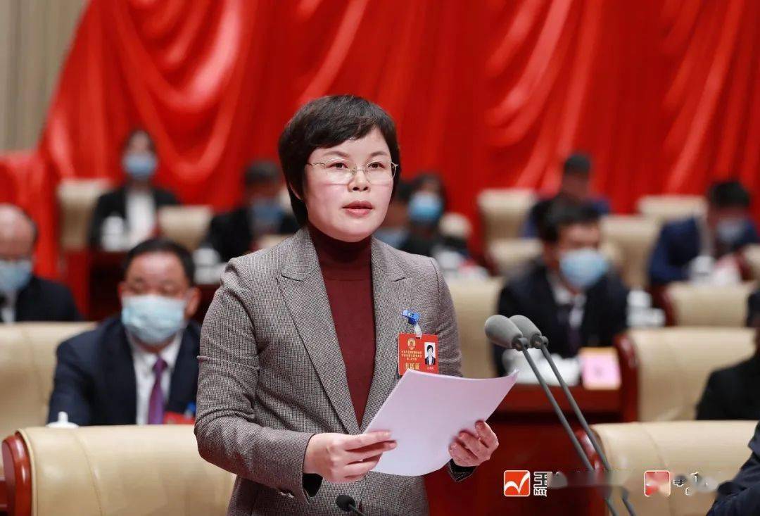 市长白松涛出席闭幕会市委书记莫桦出席闭幕会.