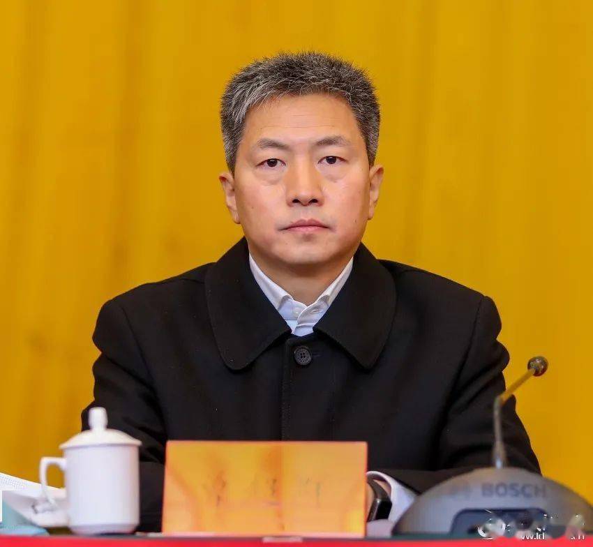 娄底市委书记邹文辉强调,要树牢生态文明理念,切实增强责任意识和