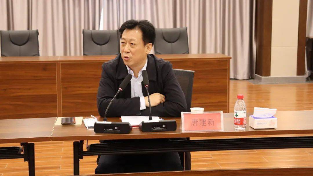 【信都区交运局】省交通厅副厅长唐建新指导调研我区公交一体化和春运