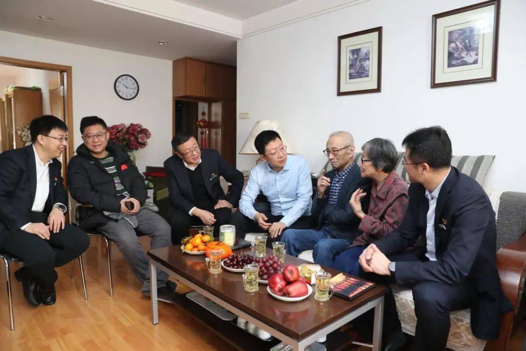 新禧贺岁丨吉大一院院领导春节前夕走访慰问老专家_吕