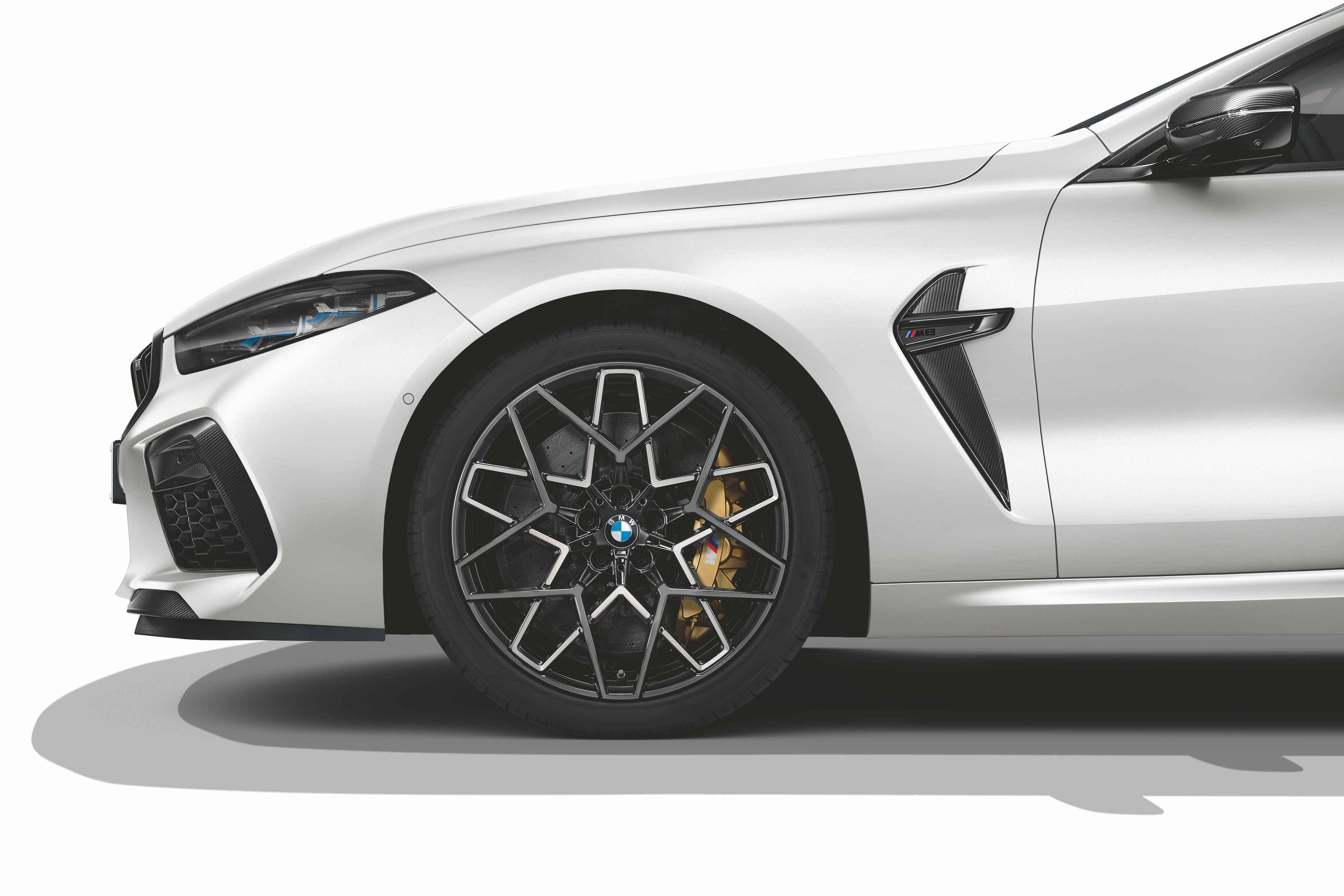 售价196.8万-219.8万元 新款BMW M8正式上市_搜狐汽车_搜狐网