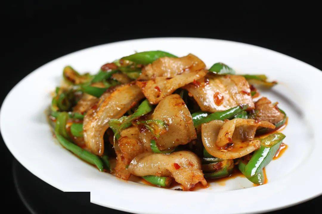 回锅肉炒土豆的做法窍门 42b471a893c246c48a51a6692b8175ca.jpeg