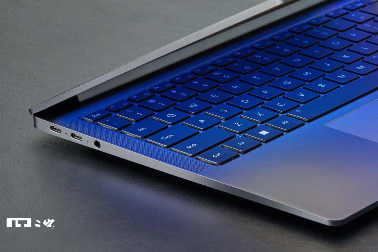 ThinkPad|荣耀MagicBook V 14 对比ThinkPad X1 Carbon :性能与质感的较量