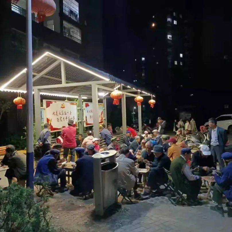驻村队员“串门”记_郑兴霖_社区_工作队员
