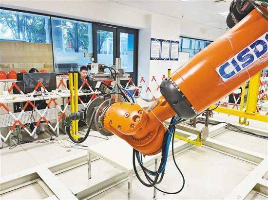 机器人|这款“重庆造”机器人今年将在多个钢厂“上岗”