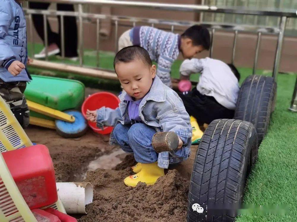 活动|费县费城街道中心幼儿园 | 实干笃行，匠心向阳