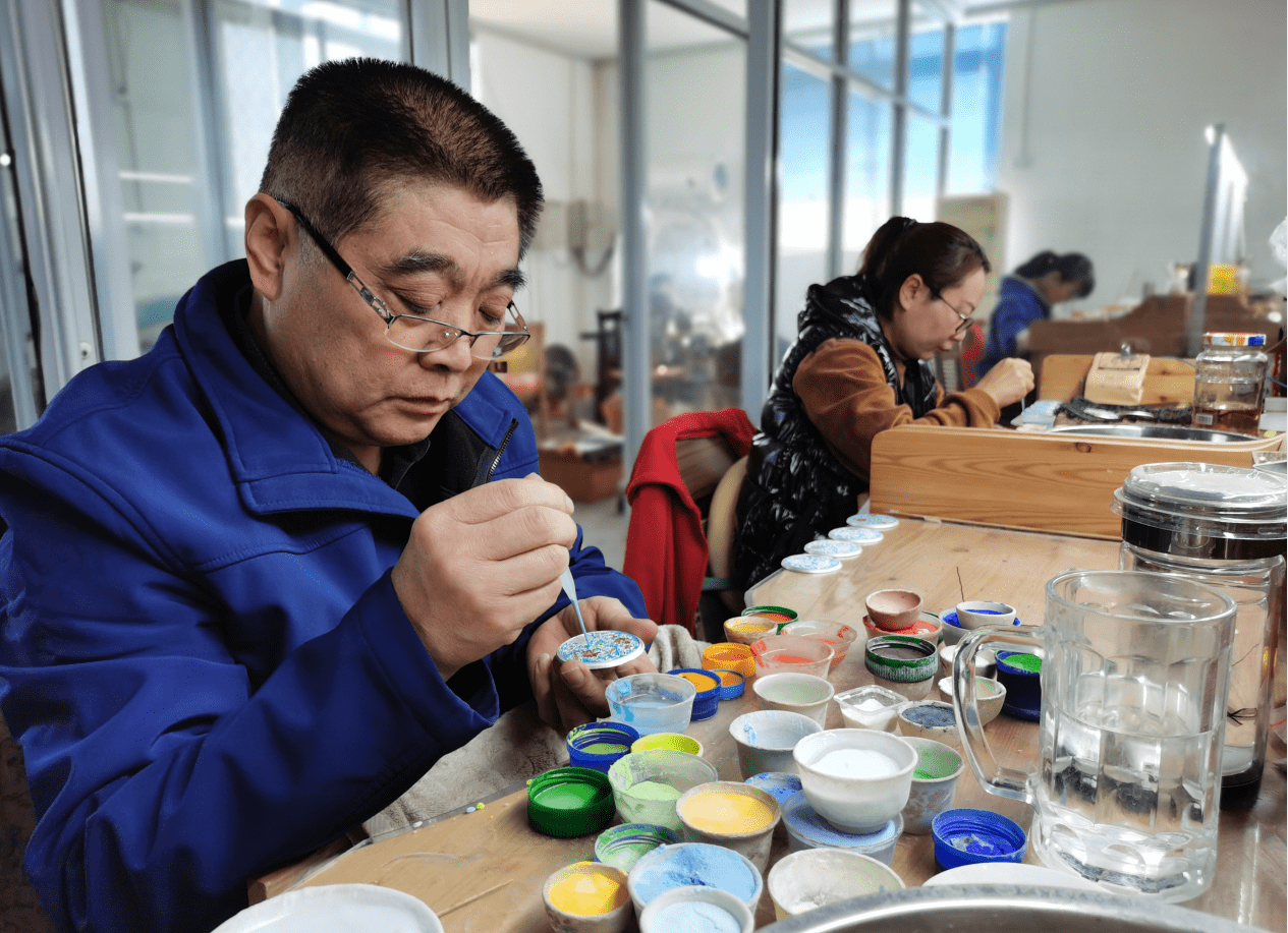 技艺|两位非遗大师联手，这组“冰壶”不一般