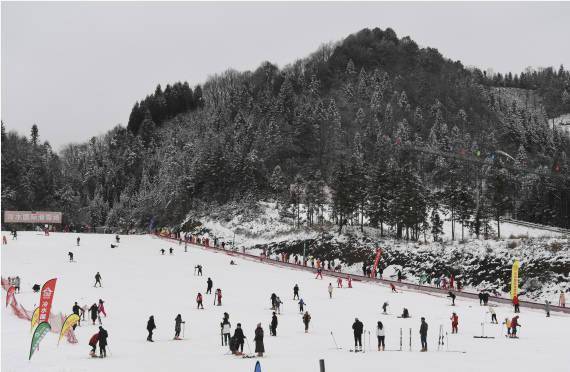 滑雪|追光|冬奥会临近，这项运动火了！