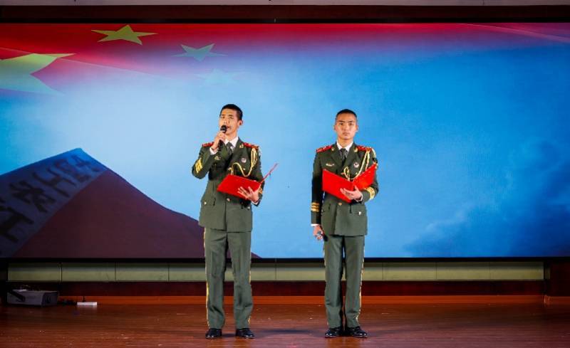 福虎迎新春！武警中山支队开展迎新春文艺晚会