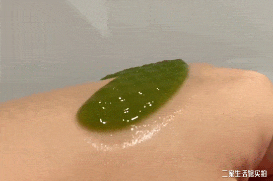 眼袋值得买丨最容易暴露年龄的这个部位,花个一百上下就年轻!