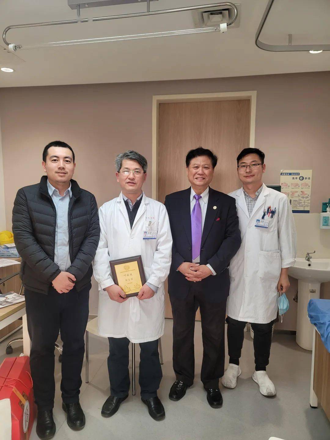 国际医学研究院副院长,教授叶晓健复旦大学中山医院放疗科主任医生