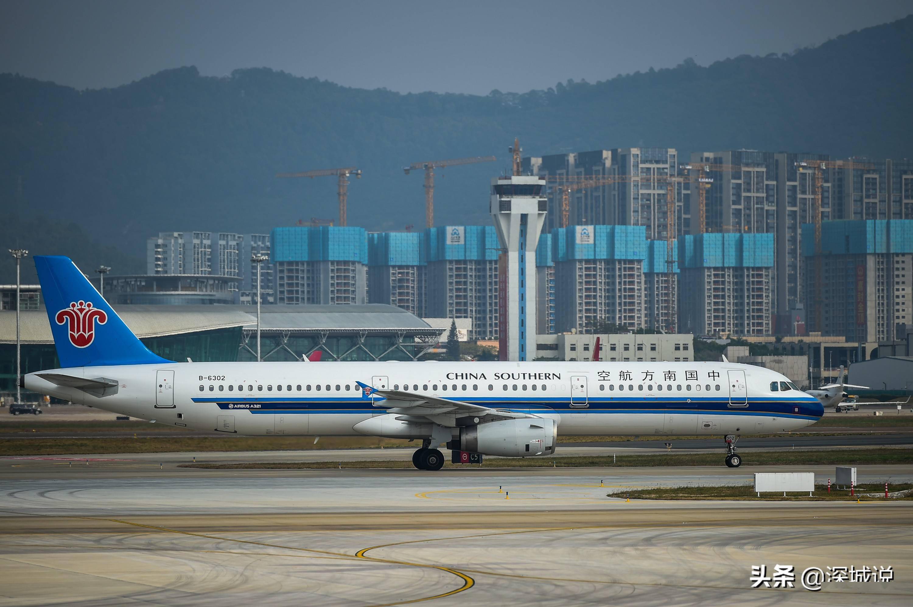 各个航空公司的飞机图片