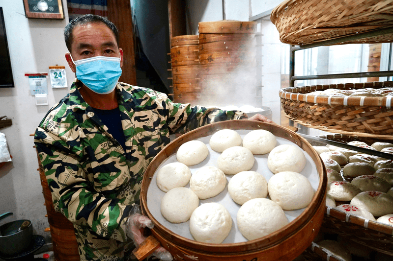 过年餐桌上的必备品,吴店馒头热销_义乌_市村_生产