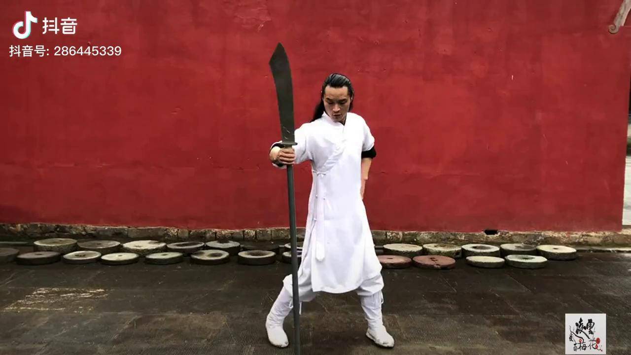 青龙偃月刀,硬拦猛进,360刀法将势不可挡,关公威震华夏的刀法_刀法