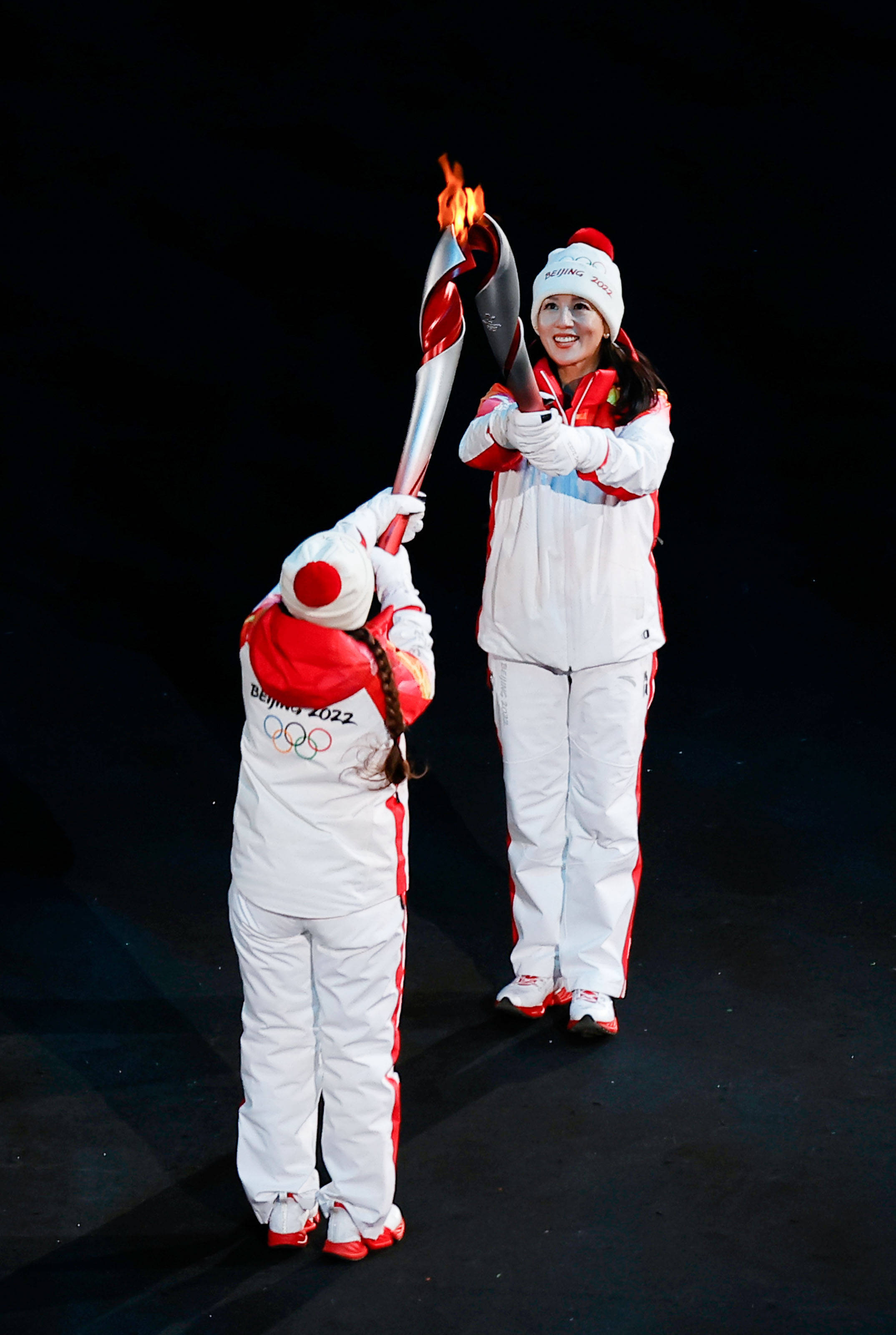 冬奥会运动员服装2022图片
