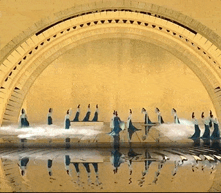 春节舞蹈千里江山图图片
