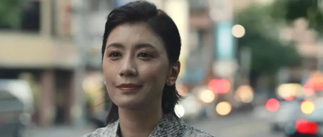 这才是最适合春节档的电影_瀑布_钟孟宏_蓝色