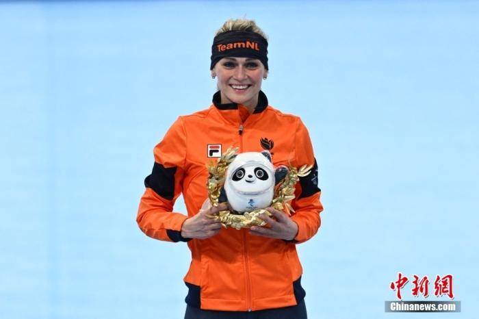 斯豪|荷兰选手斯豪滕夺得北京冬奥速度滑冰女子3000米冠军并打破冬奥纪录