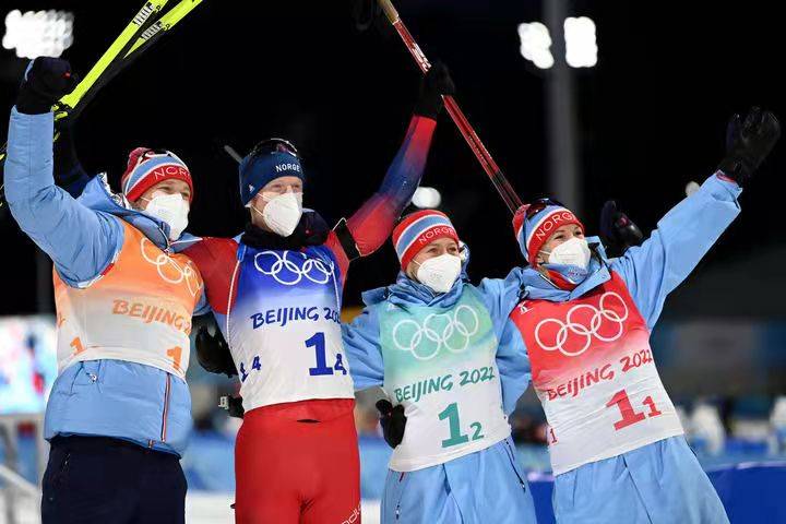 俄罗斯奥委会|挪威队逆转夺冠 国家冬季两项中心产生首枚冬奥金牌