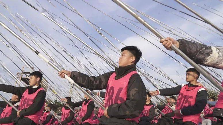 孩子们回家了历时4个月参加开幕式的菏泽宋江武校师生载誉而归