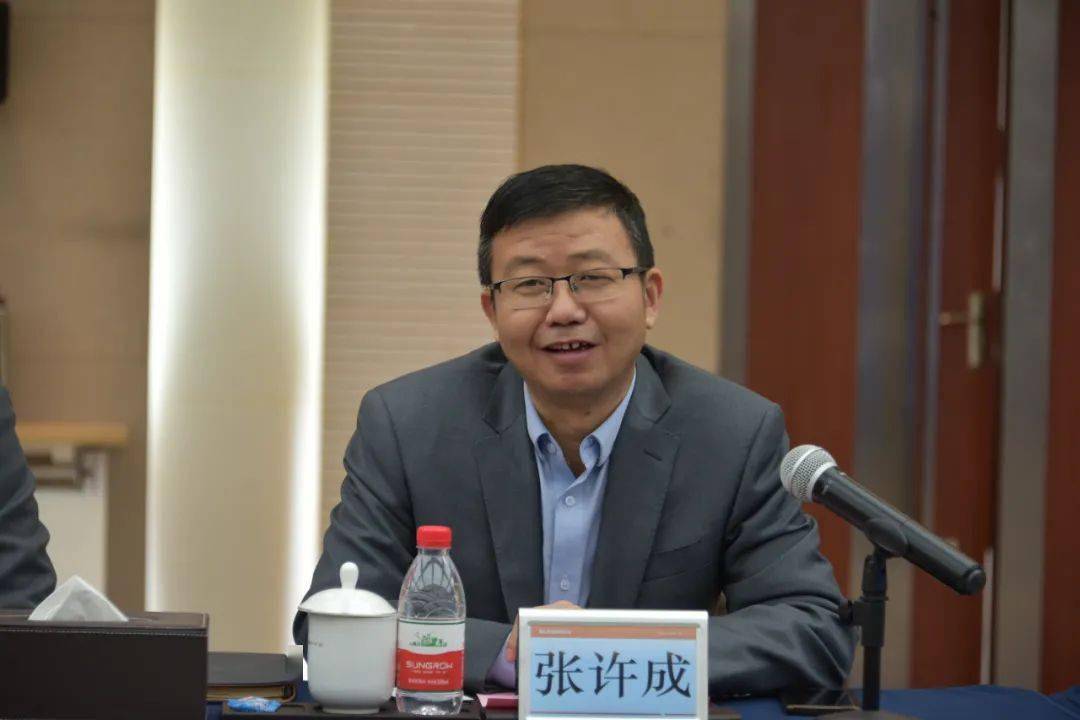 投资超百亿高安与阳光新能源开发股份有限公司举行签约仪式