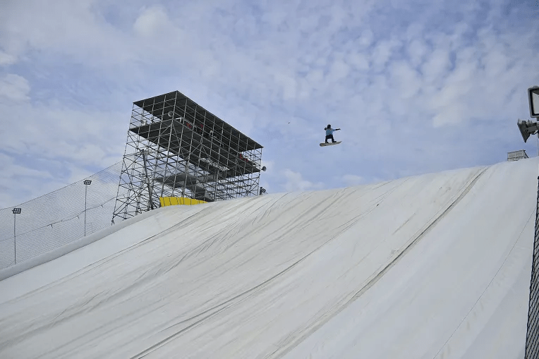 新都旱雪场图片