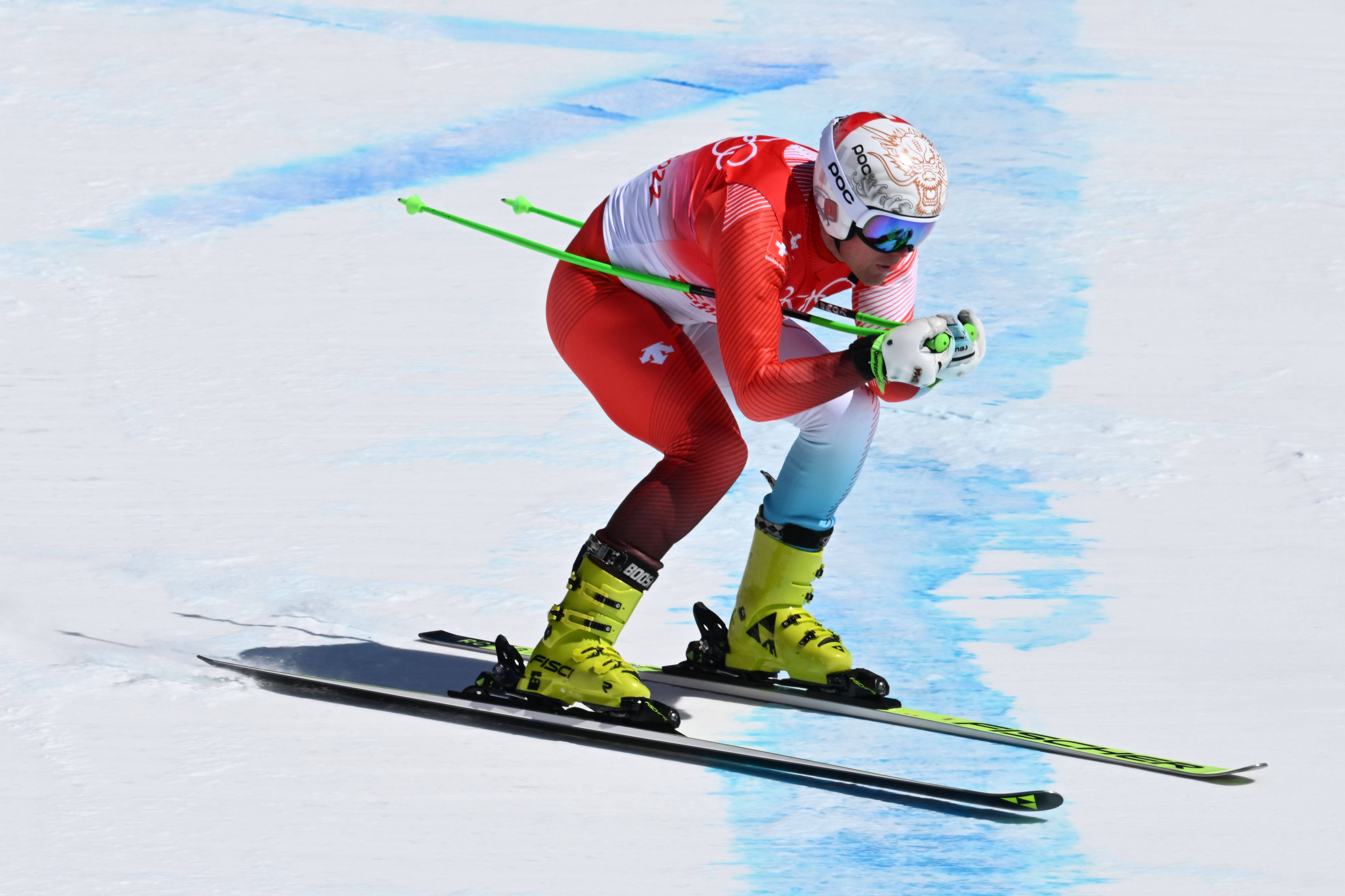当日,北京2022年冬奥会高山滑雪男子超级大回转比赛在延庆国家高山