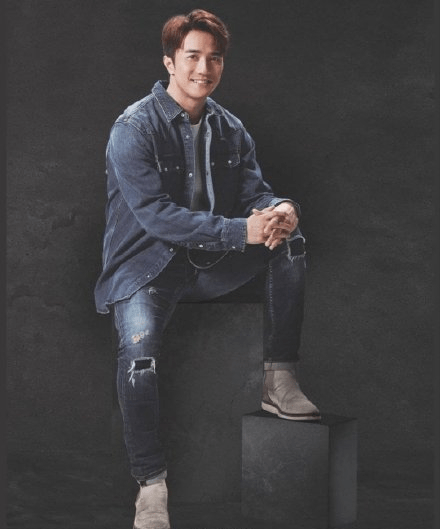 tvb上位小生冬奥会采访谷爱凌表现获赞,精通四种语言_黄庭锋_访问